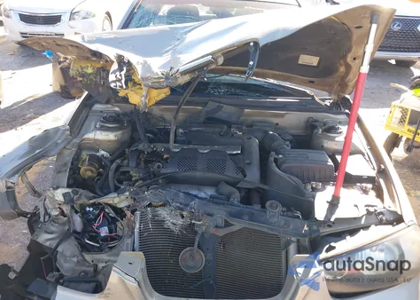 2002 Hyundai Elantra Gls z USA, uszkodzony, nr VIN KMHDN45D62U320341